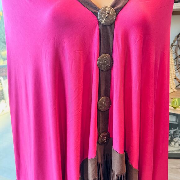 Ver'e'ne Hot Pink/Raspberry Poncho Brown Fringe Trim & Buttons One Size Fits All - Picture 3 of 10